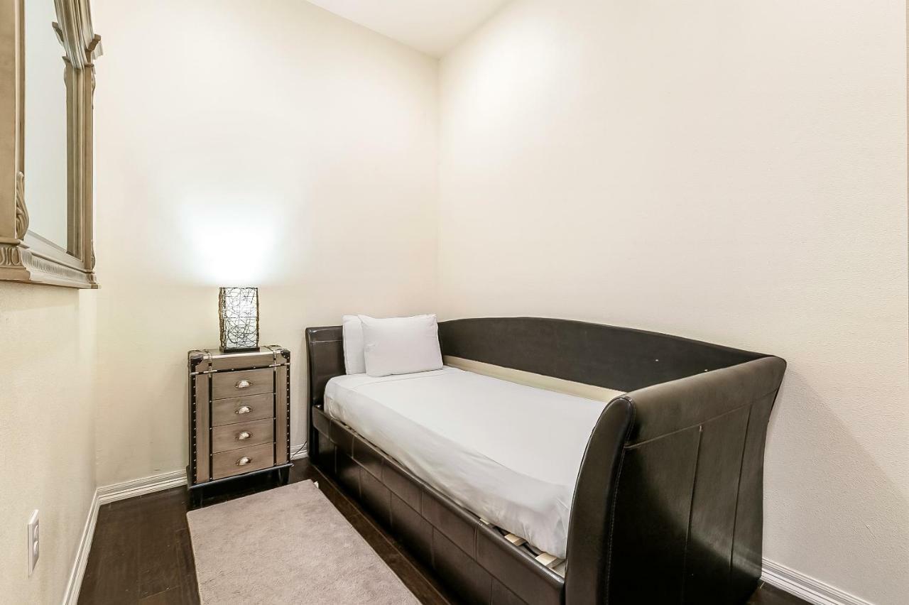 Spacious 4Bd Luxury Penthouse With Balcony New Orleans Exteriér fotografie